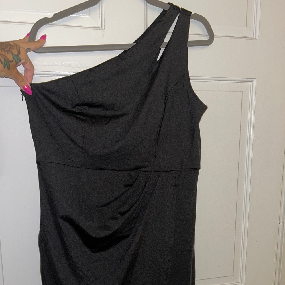 Black party dress - Picture 1 of 6